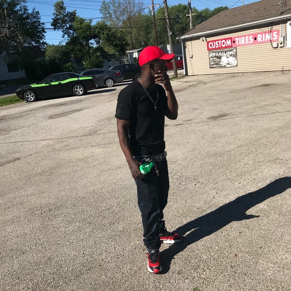 Meet your Posher, Elmer - Picture 1 of 1